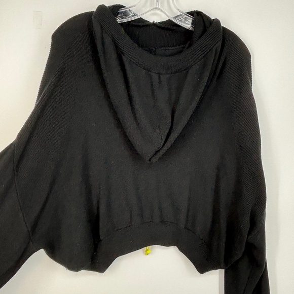 Topshop Womens Medium Pullover Cropped Sweater Black Yellow Drawstring Oversized - Picture 5 of 7